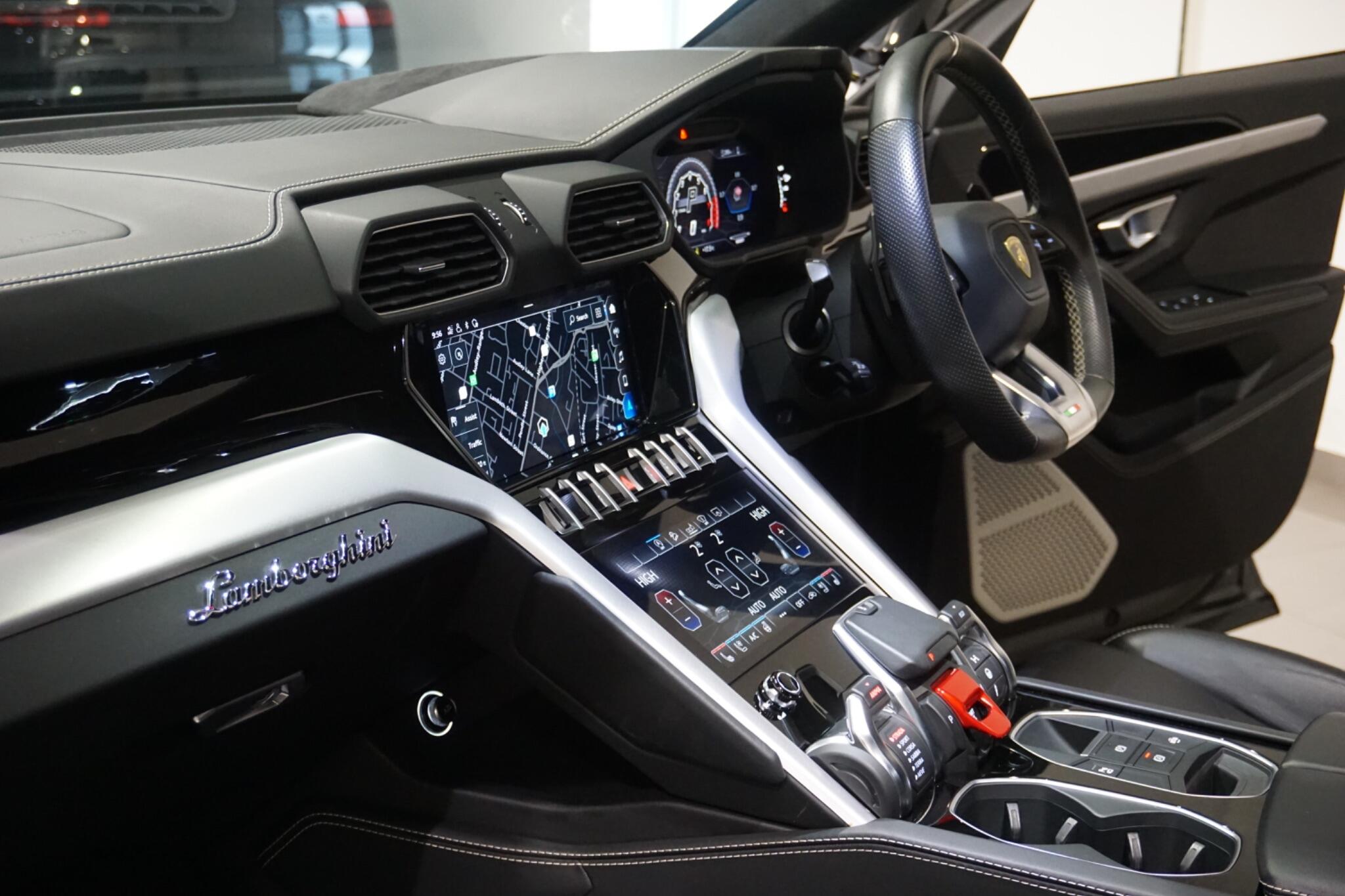 Lamborghini Urus 4.0 V8 BiTurbo SUV 5dr Petrol Auto 4WD Euro 6 (650 ps)